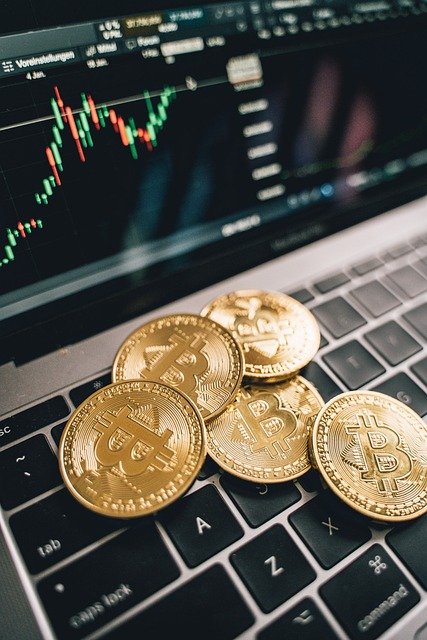 Investir en bourse et crypto : guide pratique et stratégies efficaces